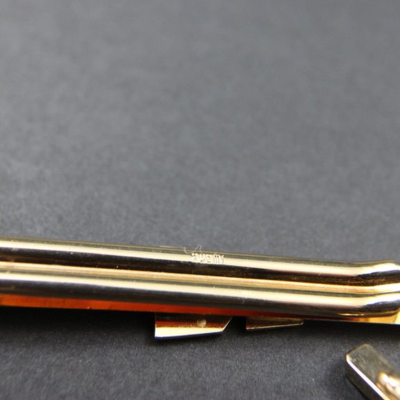 Swank "N" Initial Tie Clasp & "N" Cuff Links - Picture 3 of 3